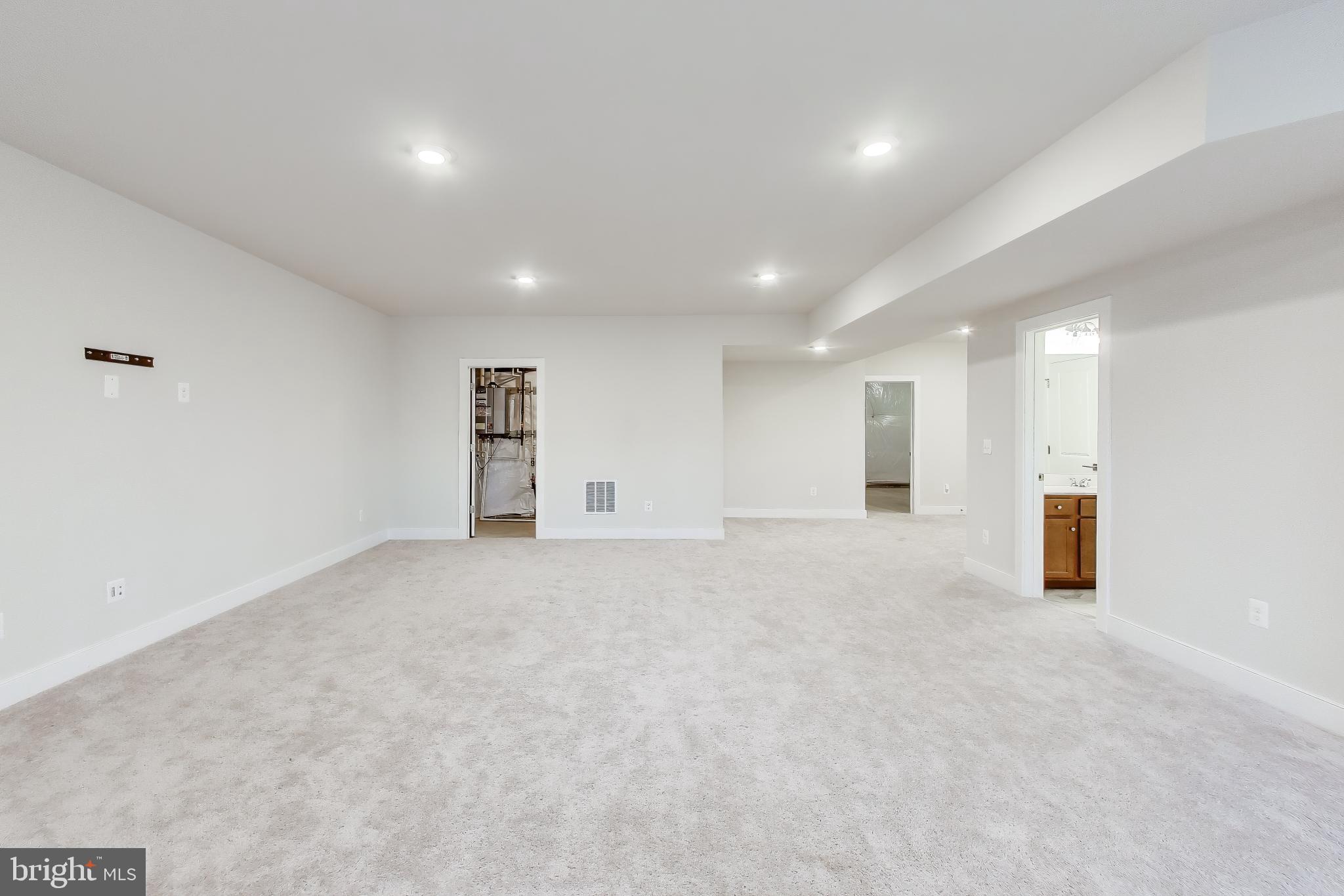 WILLOW RIDGE - Residential Lease