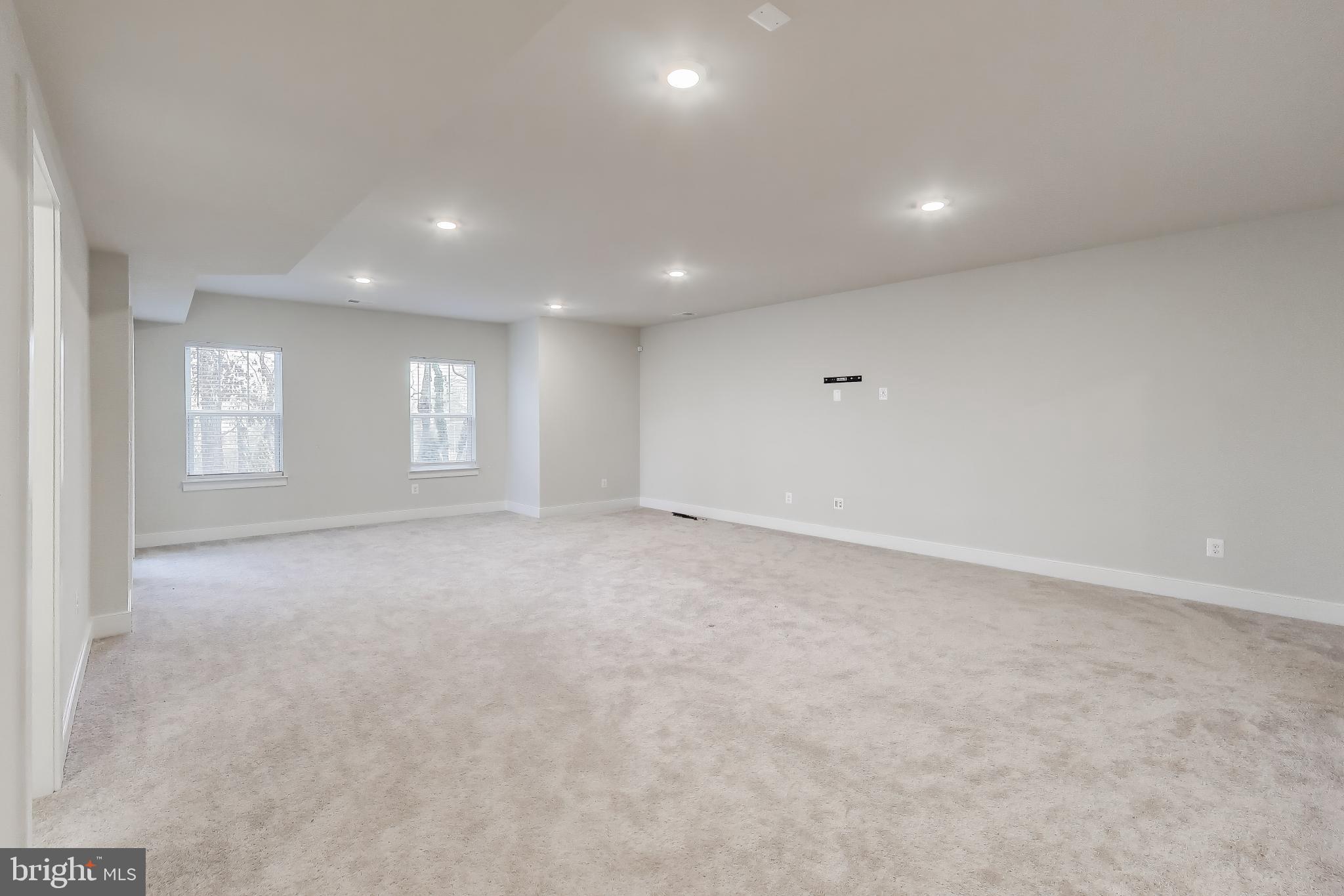 WILLOW RIDGE - Residential Lease