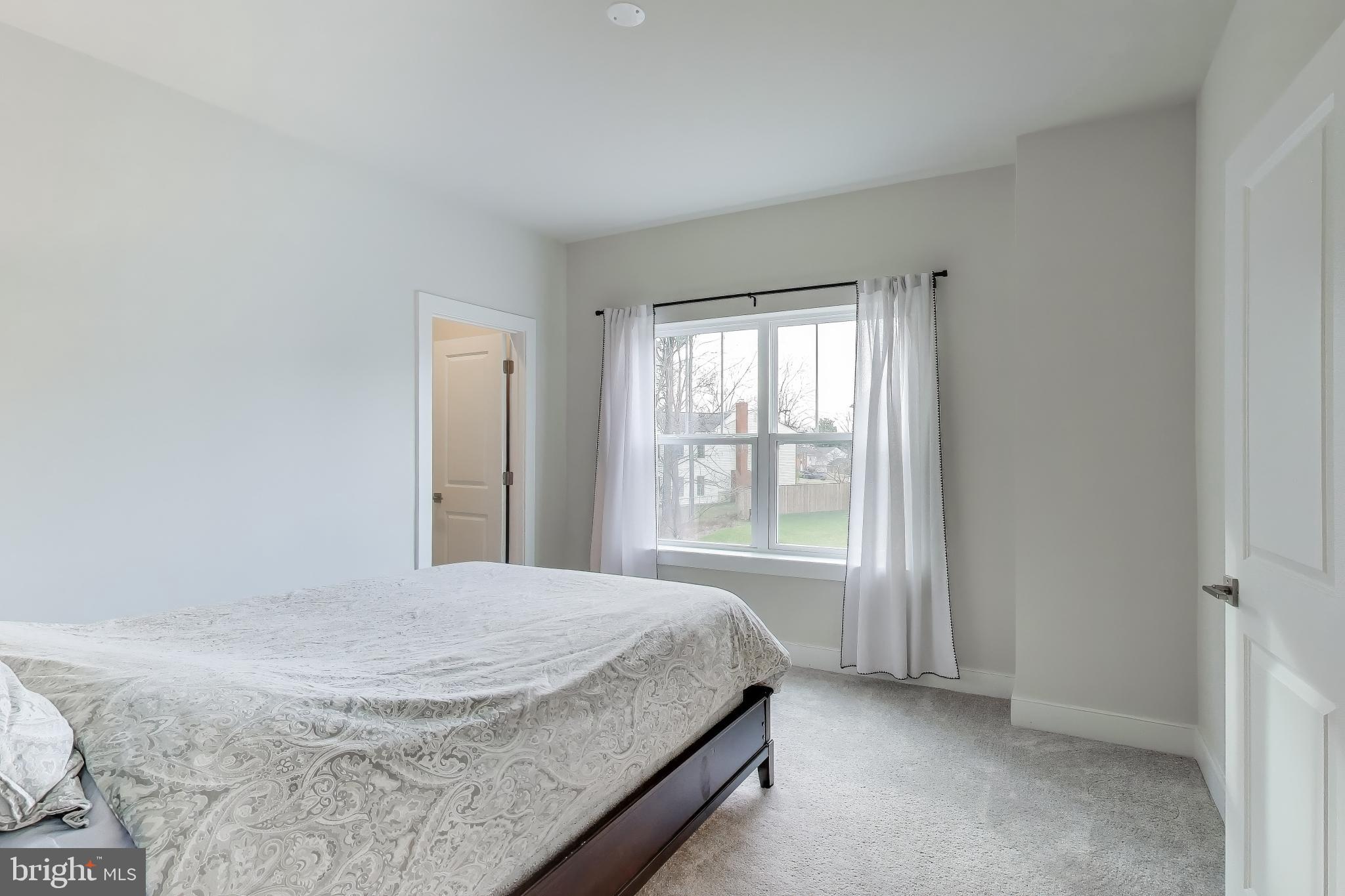 WILLOW RIDGE - Residential Lease