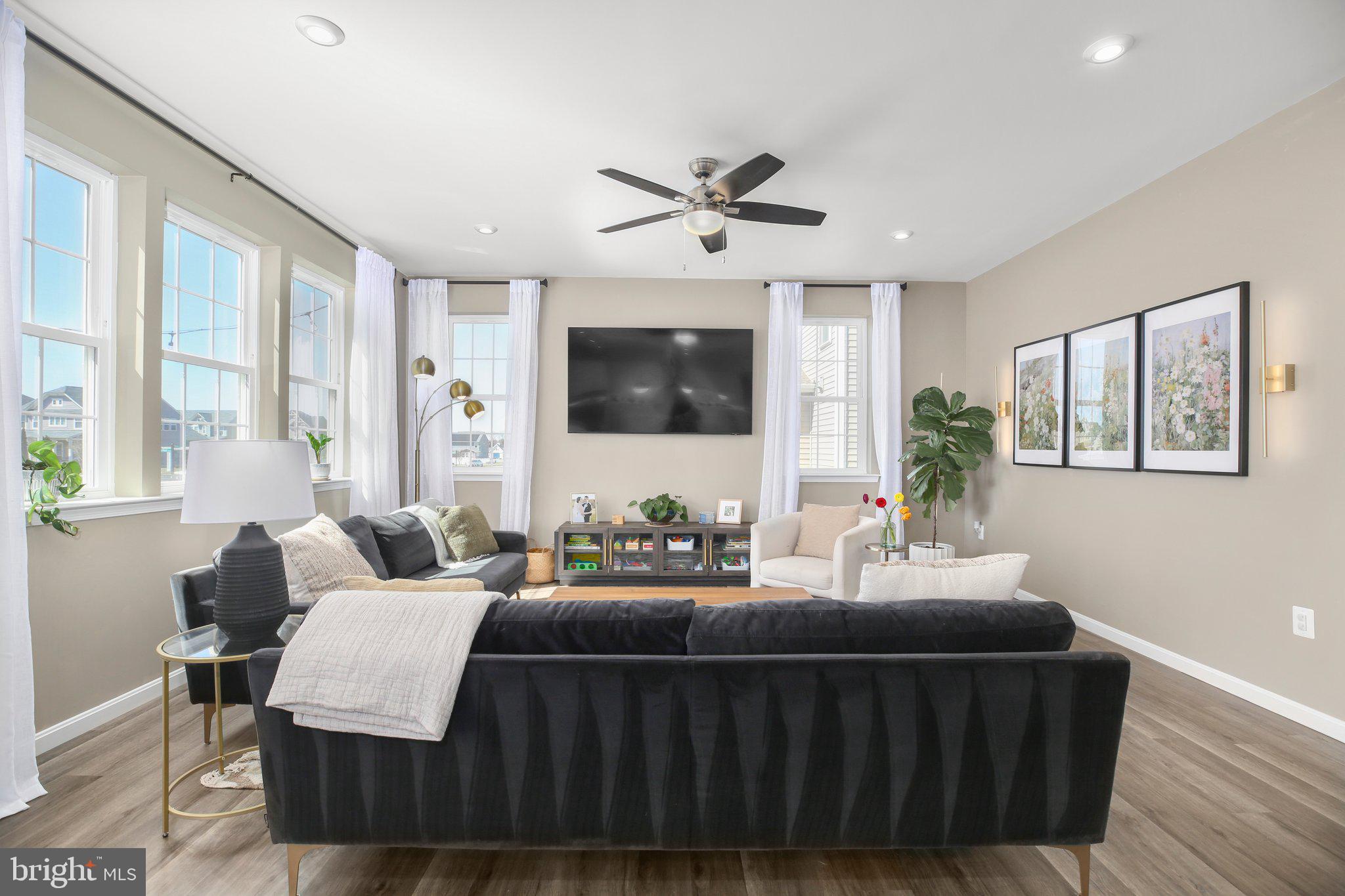 NEW POST ON THE RAPPAHANNOCK - Residential