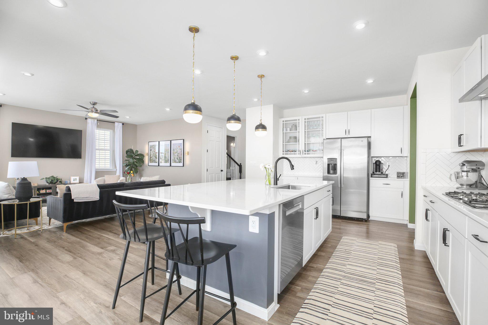 NEW POST ON THE RAPPAHANNOCK - Residential