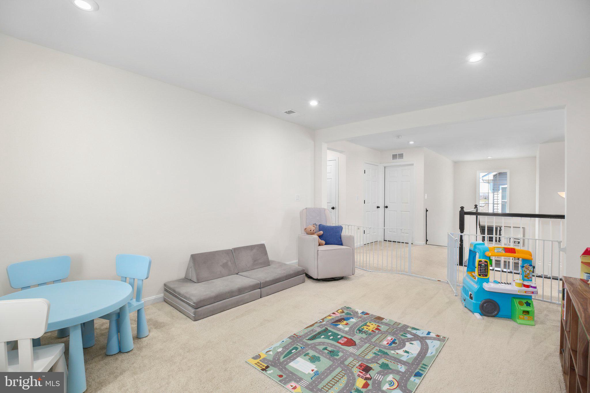 NEW POST ON THE RAPPAHANNOCK - Residential