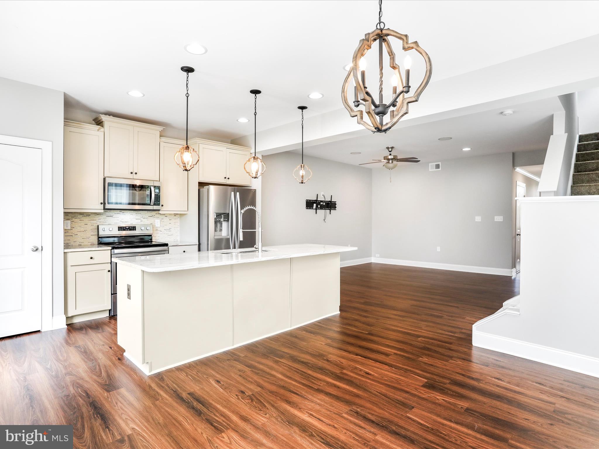 MCCAULEY CROSSING - Residential