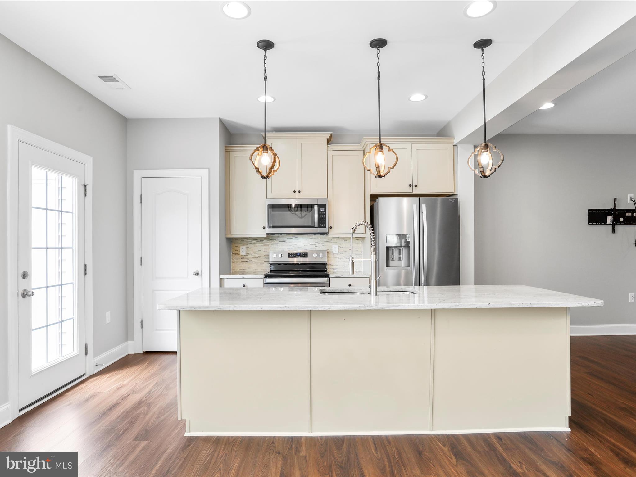 MCCAULEY CROSSING - Residential