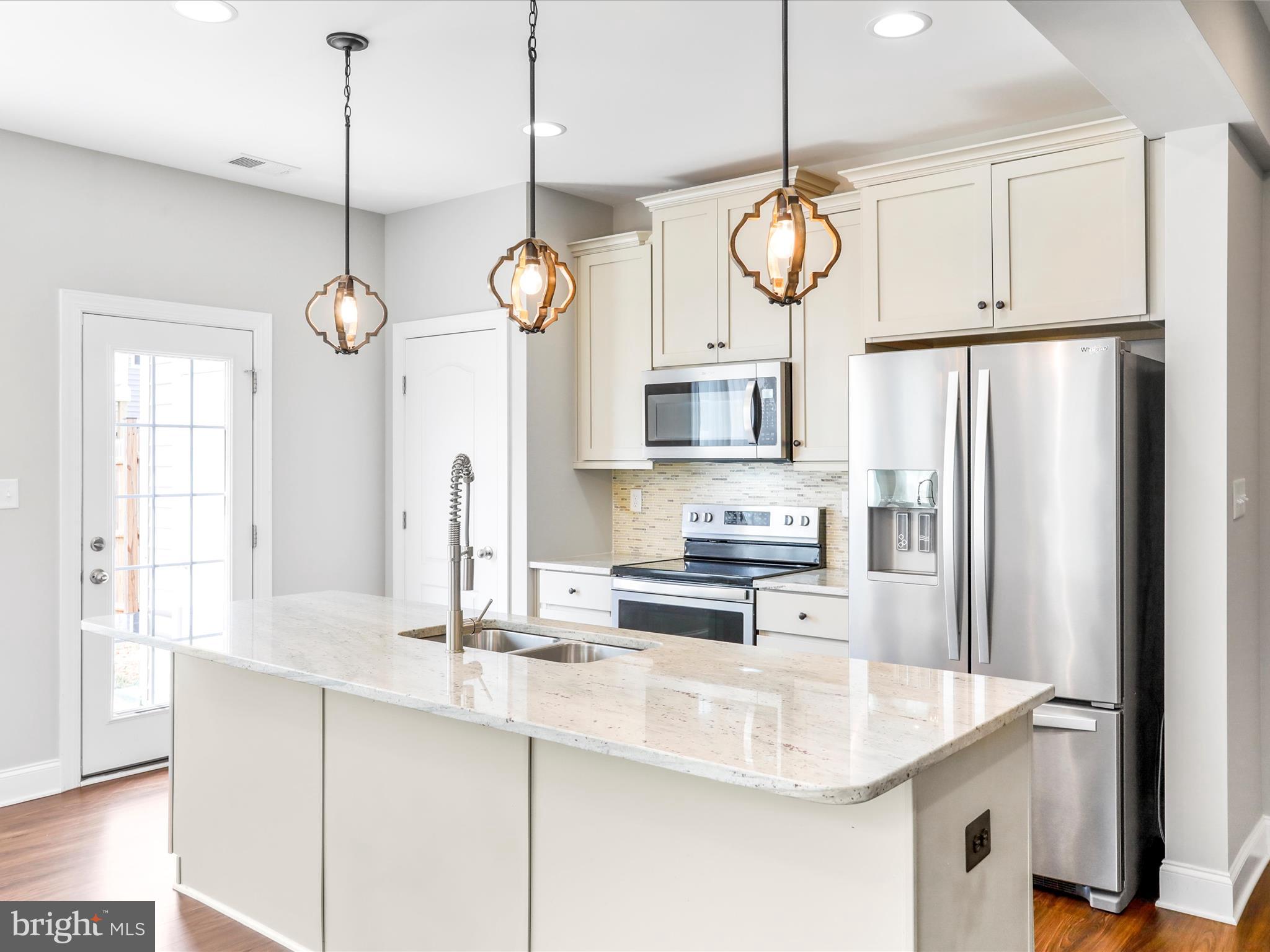 MCCAULEY CROSSING - Residential