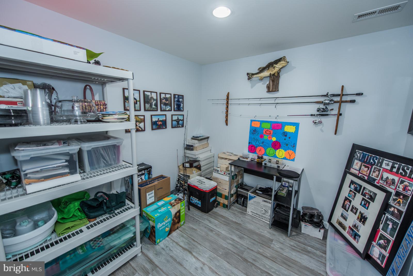 LAKELAND PLACE - Residential