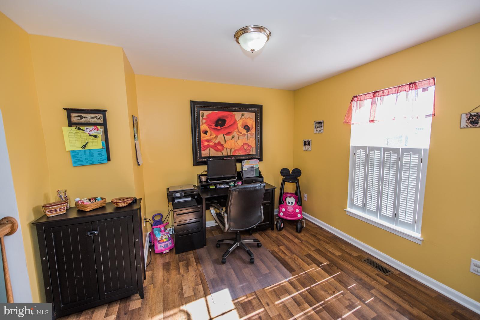 LAKELAND PLACE - Residential