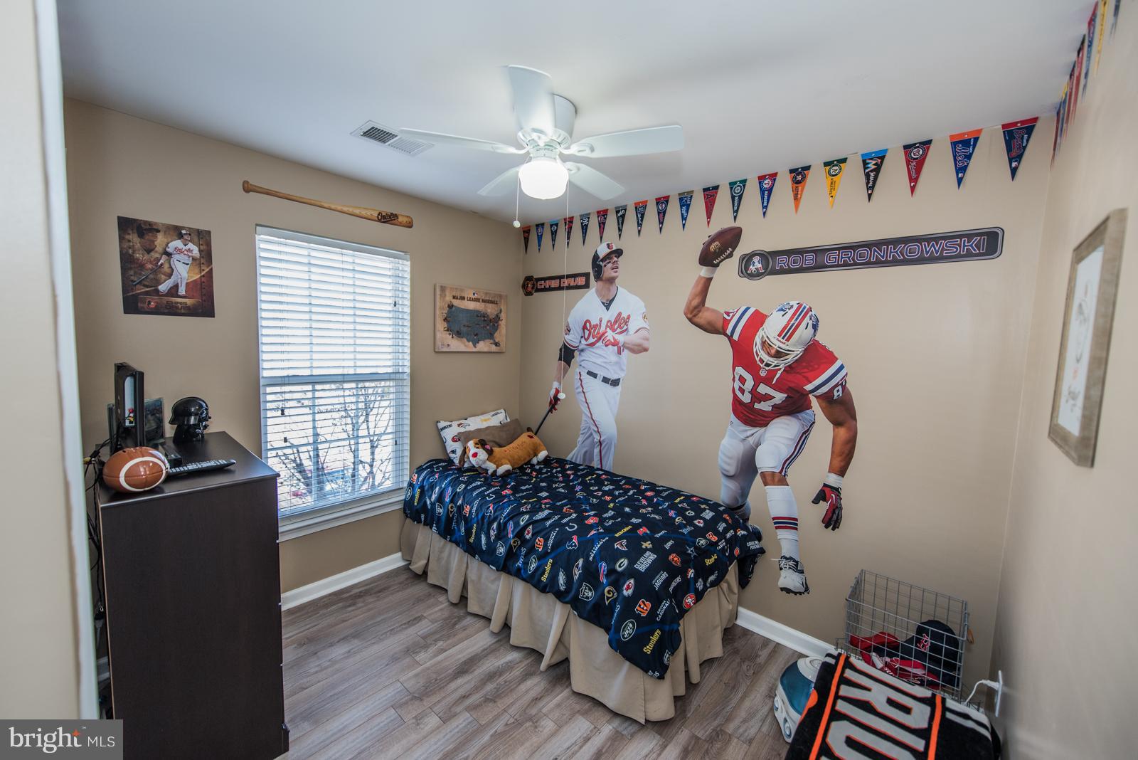 LAKELAND PLACE - Residential