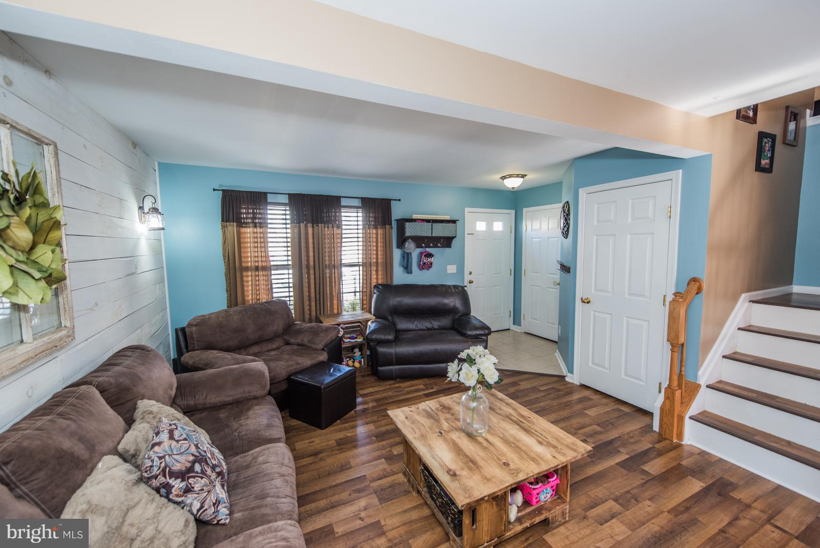 LAKELAND PLACE - Residential