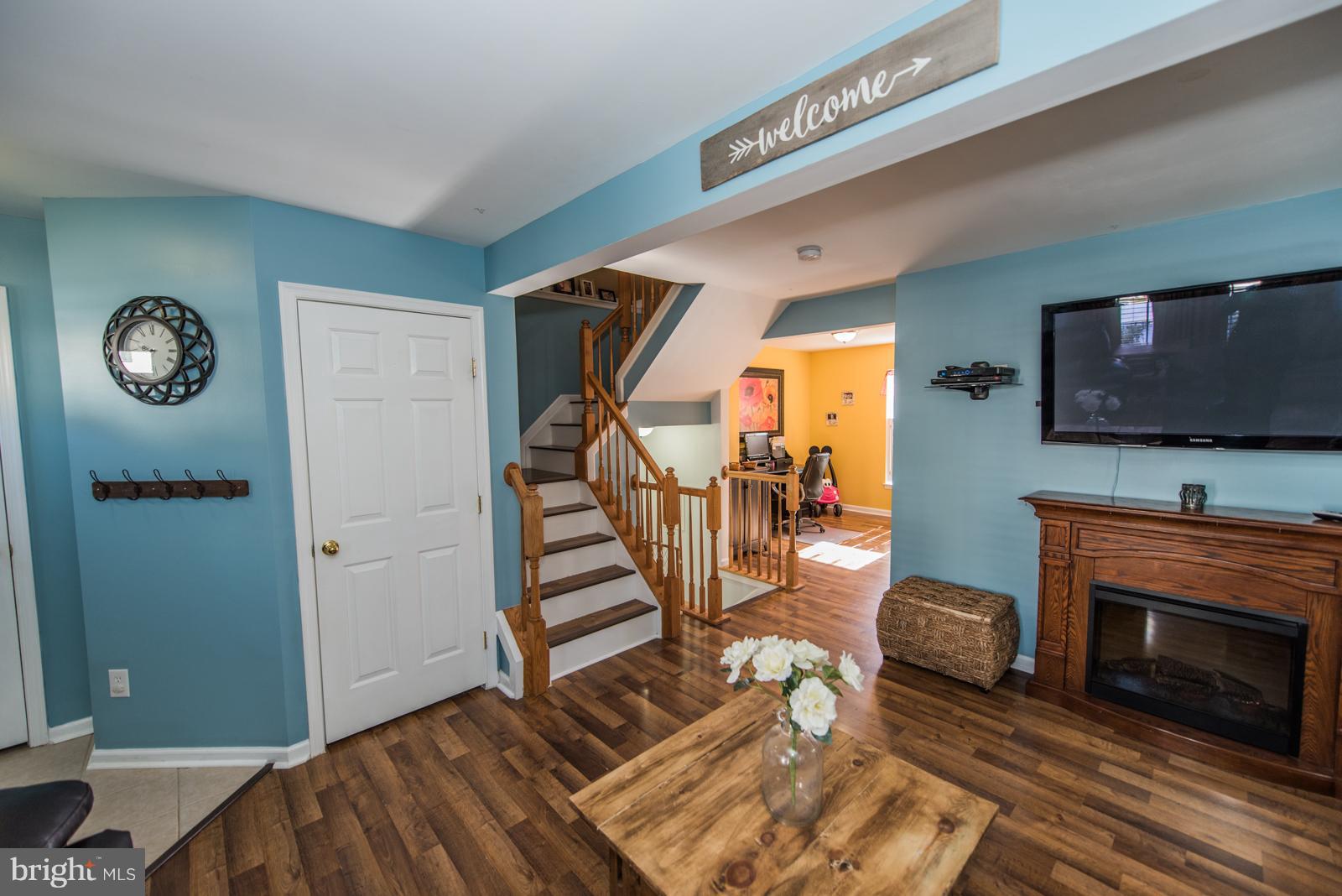 LAKELAND PLACE - Residential