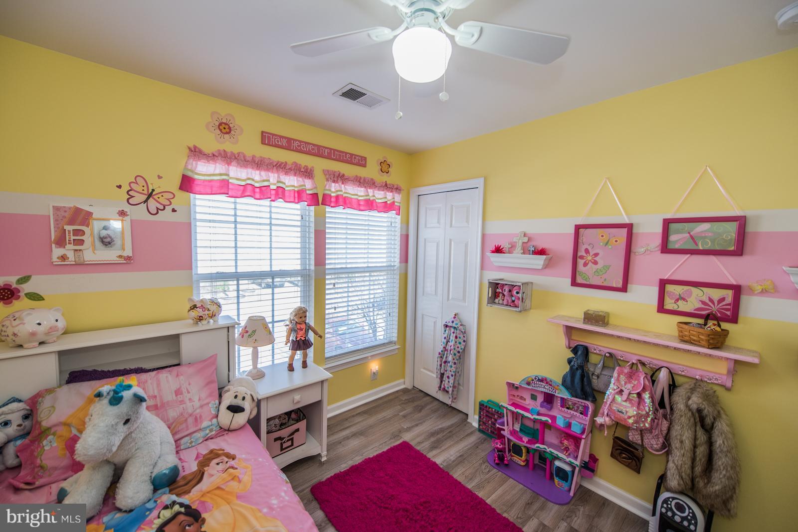 LAKELAND PLACE - Residential