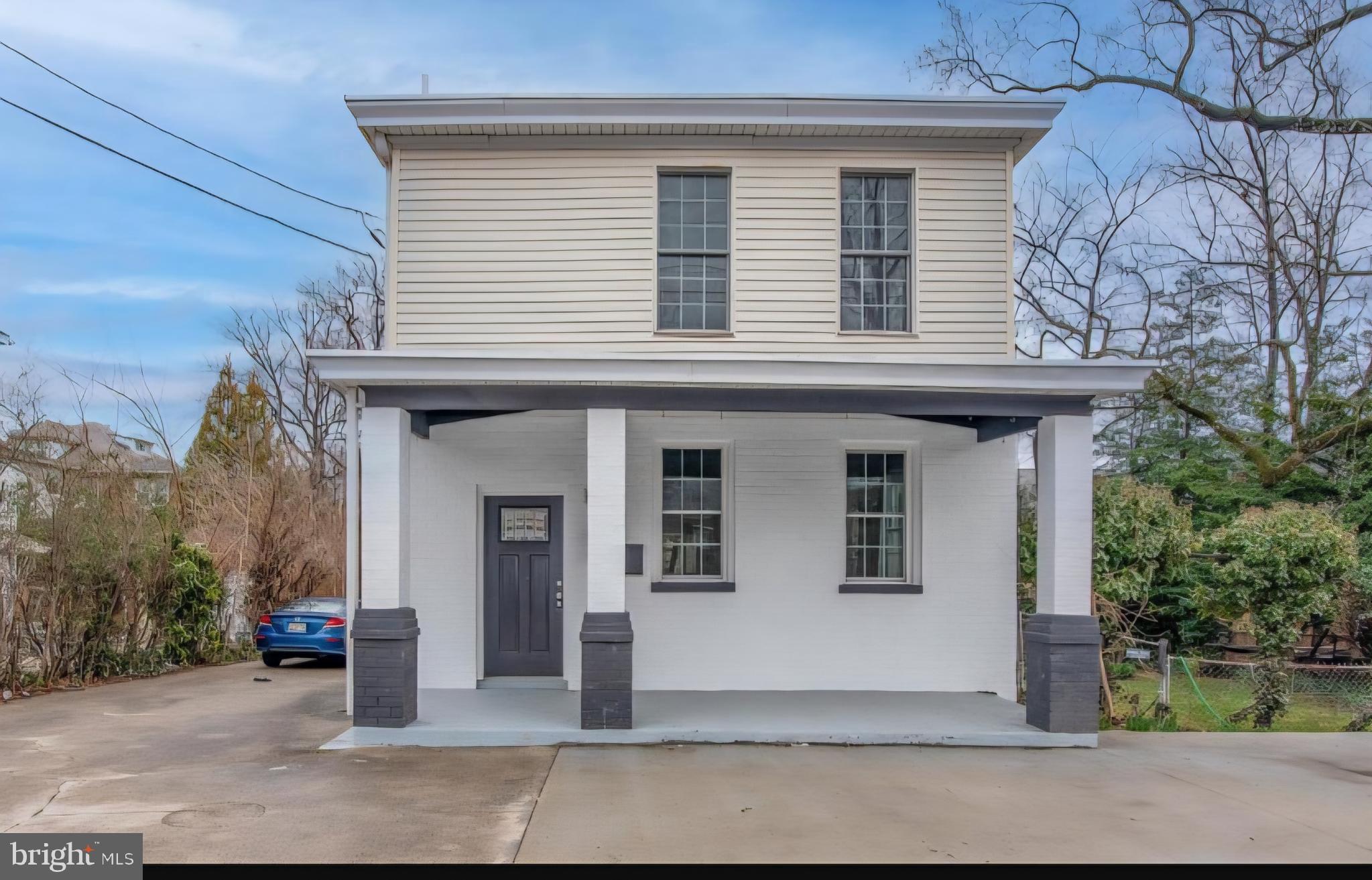 SILVER SPRING - Residential Lease