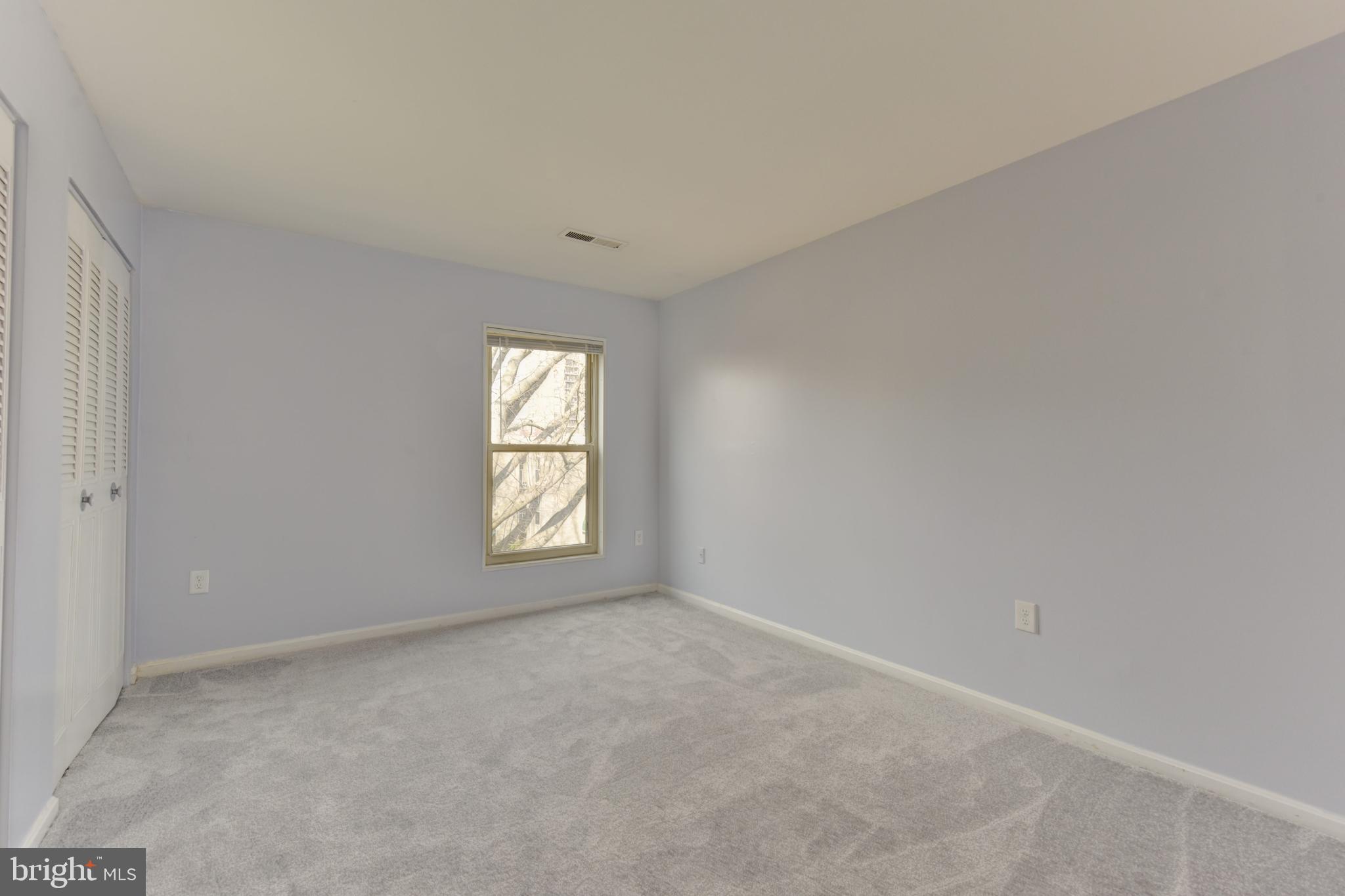 CANTERBURY SQUARE - Residential