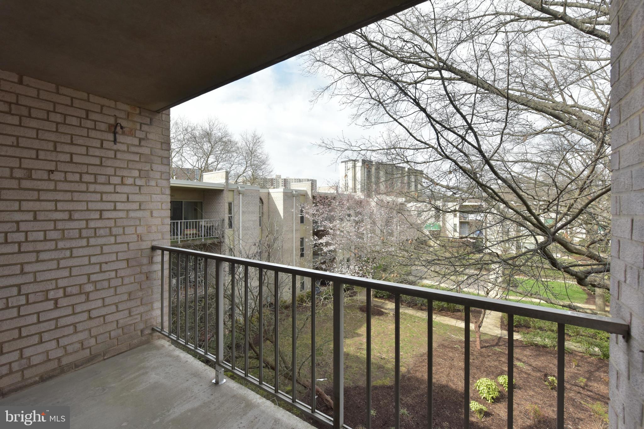 CANTERBURY SQUARE - Residential