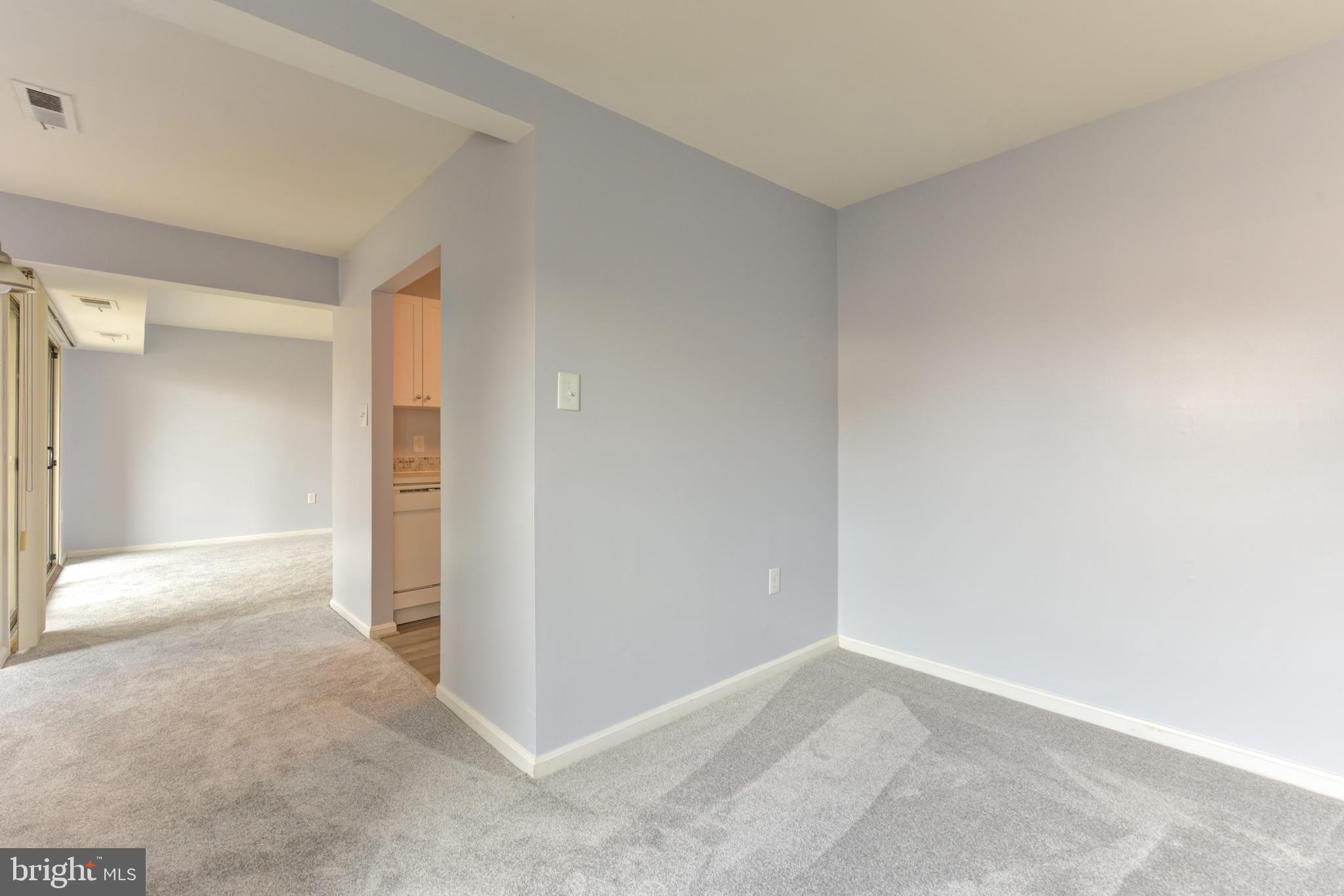 CANTERBURY SQUARE - Residential