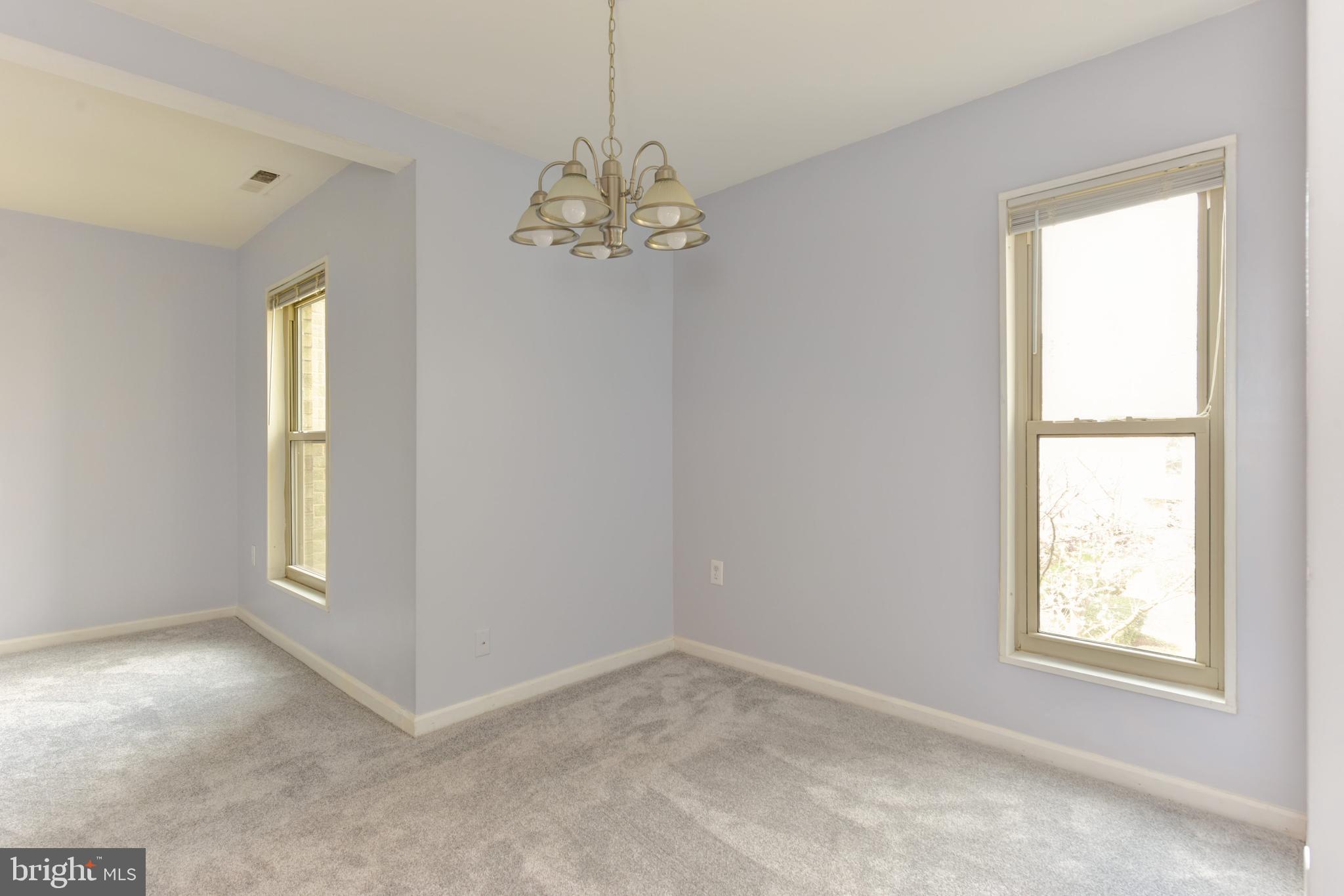 CANTERBURY SQUARE - Residential