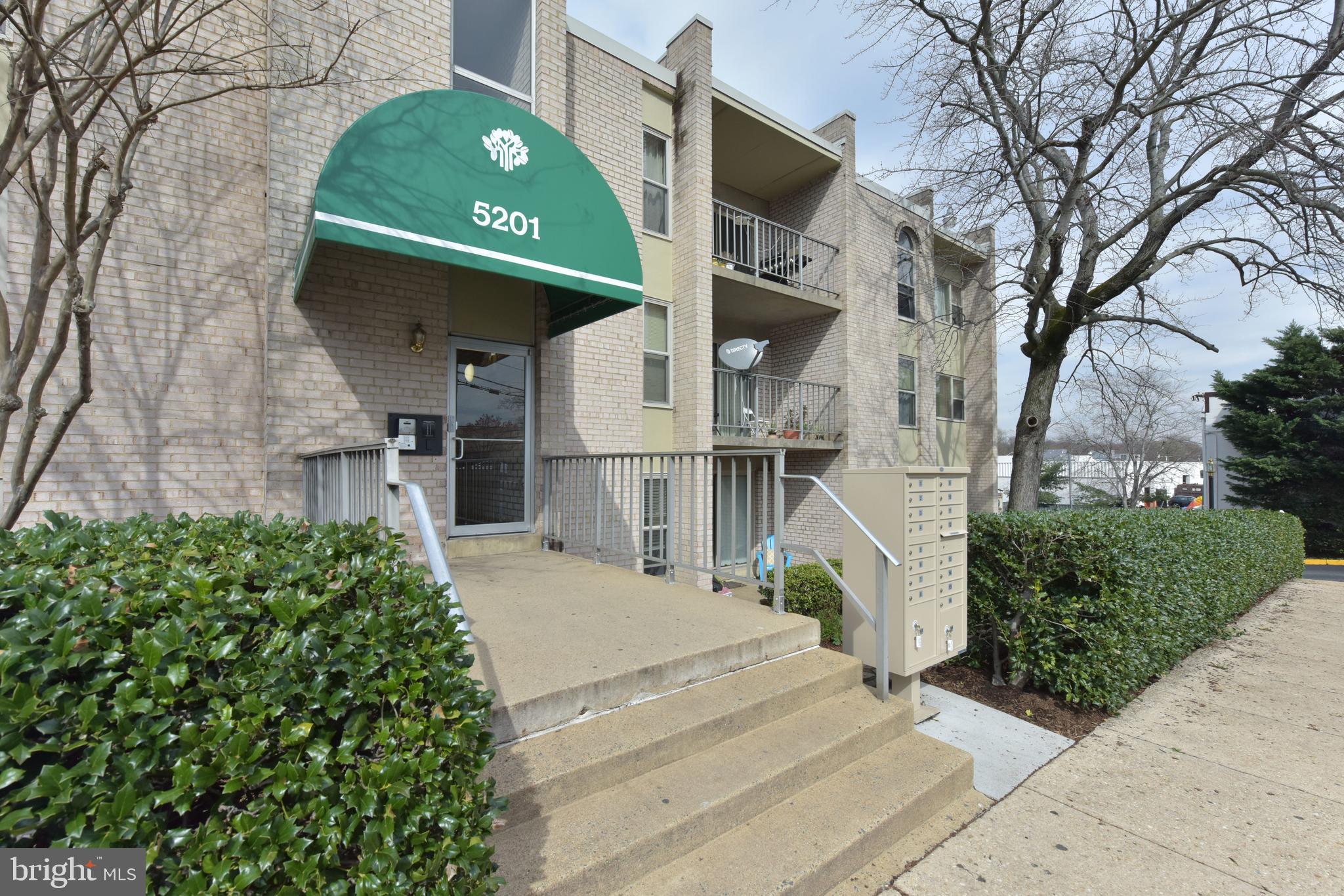 CANTERBURY SQUARE - Residential