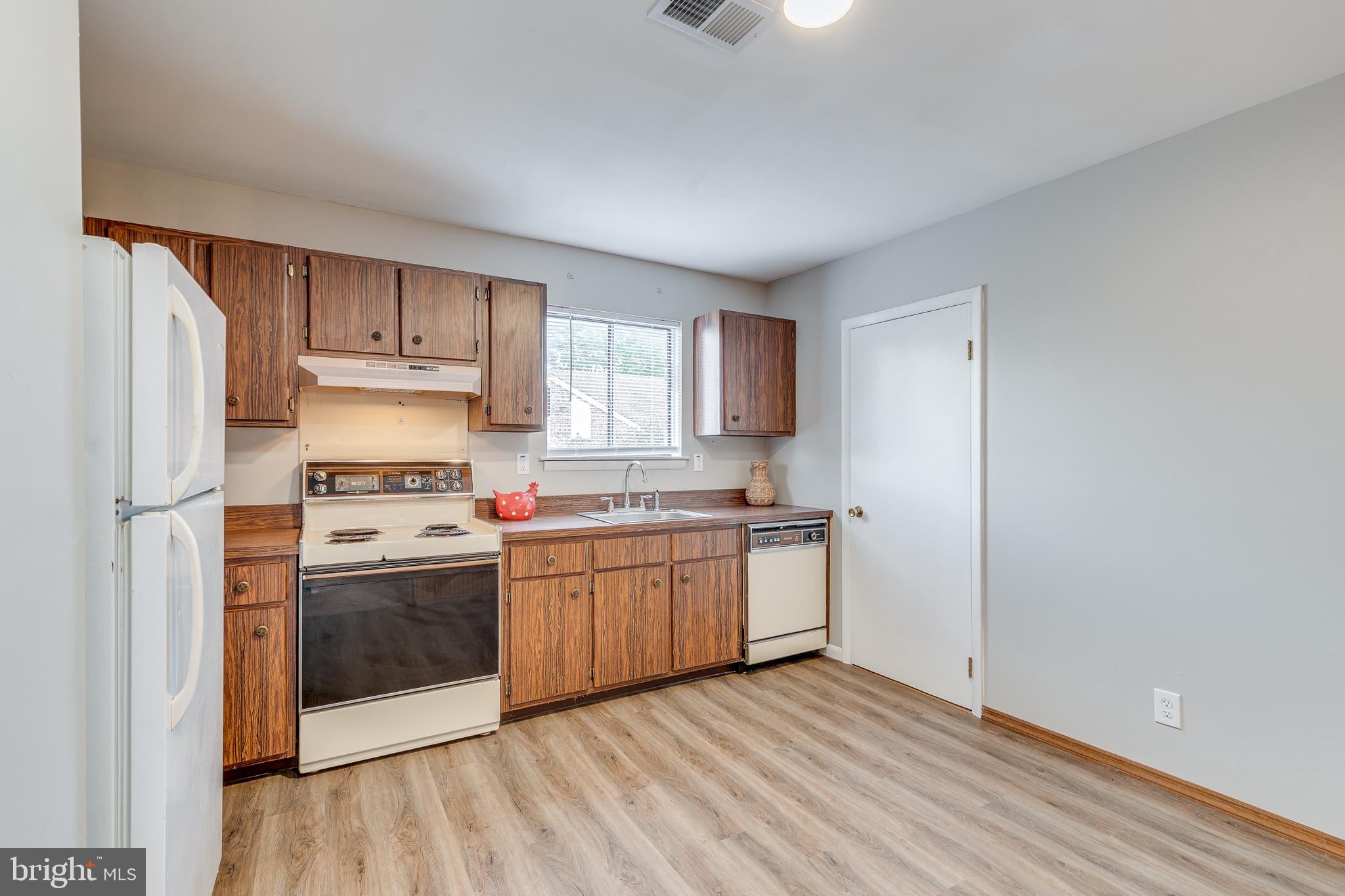 1475 1475 MOUNT HOLLY RD G3