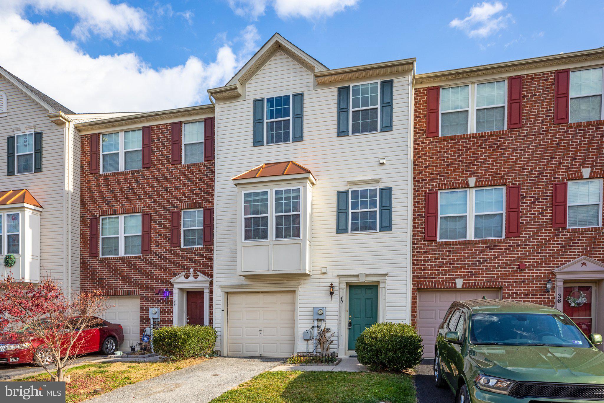 BROOKFIELD - Residential