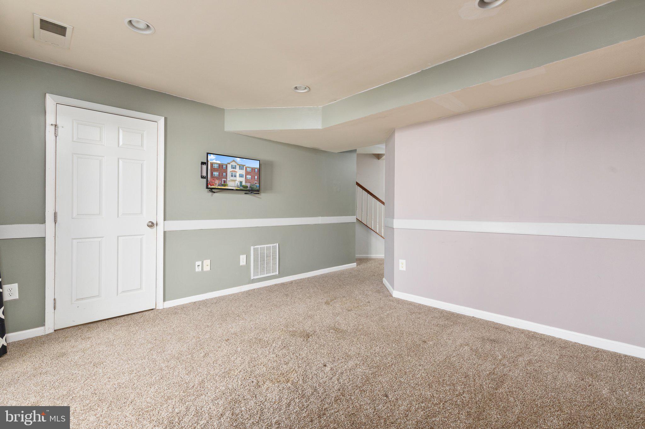 BROOKFIELD - Residential