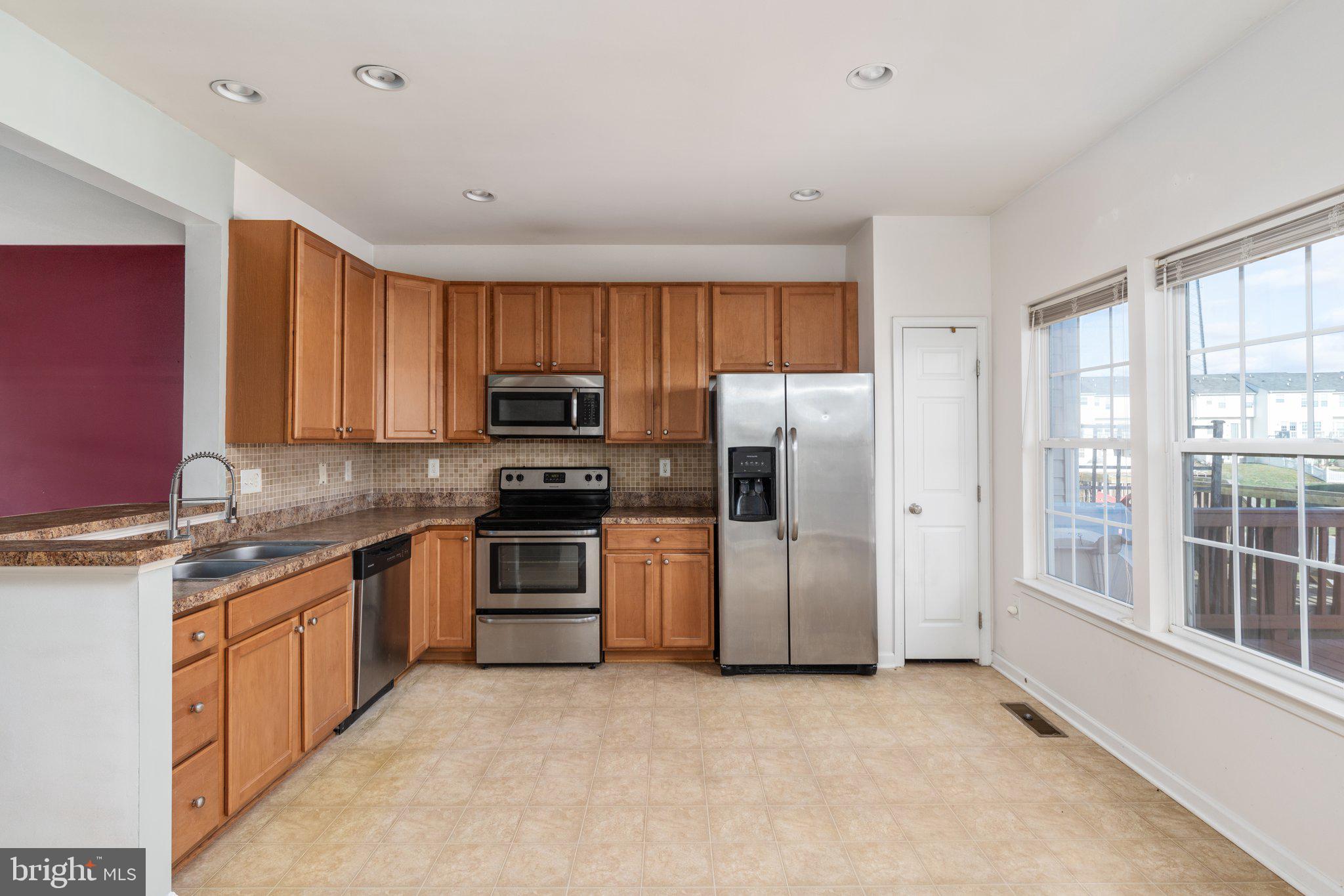 BROOKFIELD - Residential