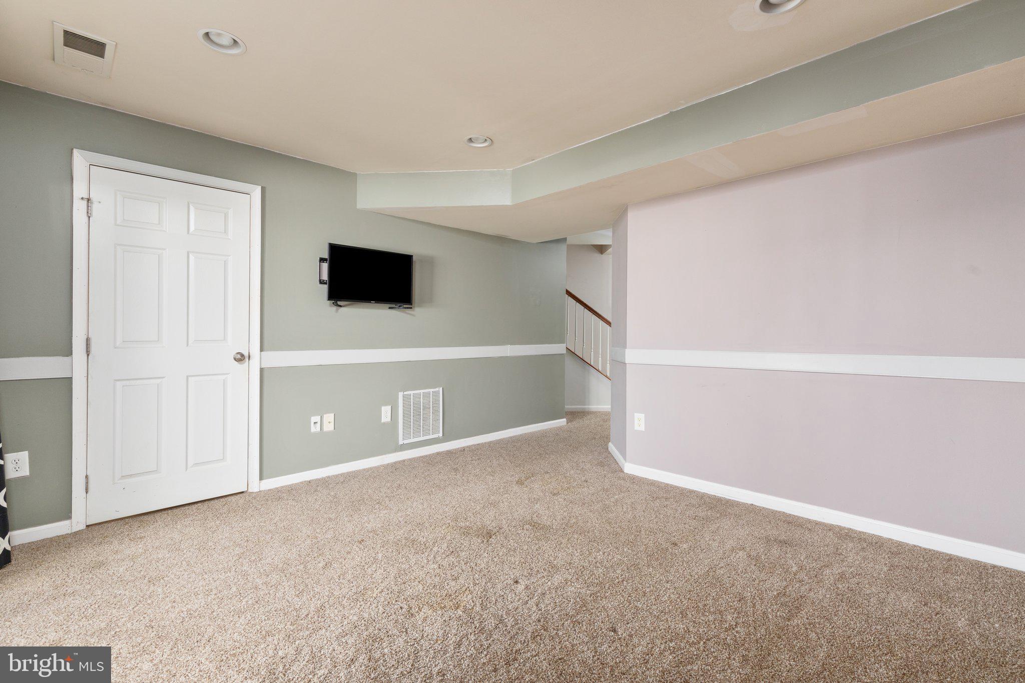 BROOKFIELD - Residential