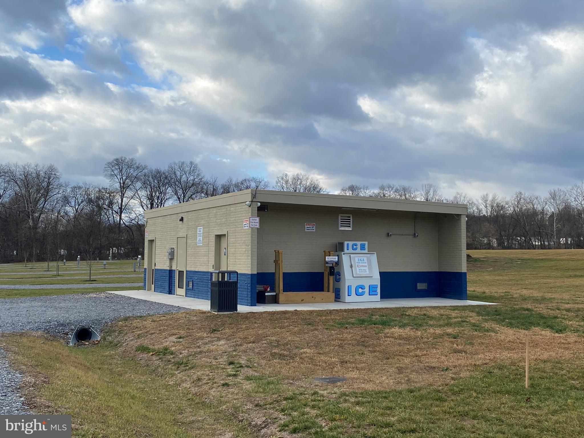 BROOKFIELD - Residential