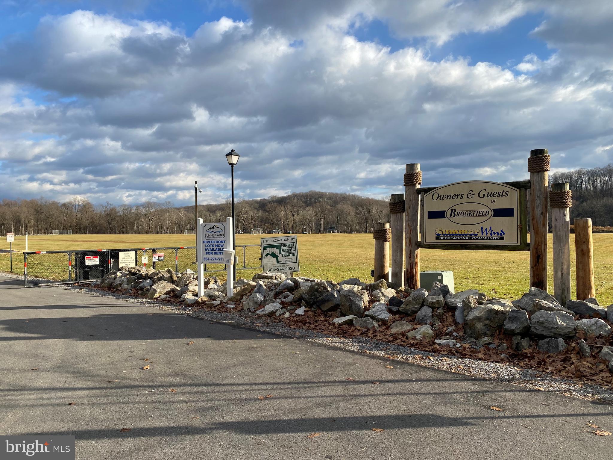 BROOKFIELD - Residential