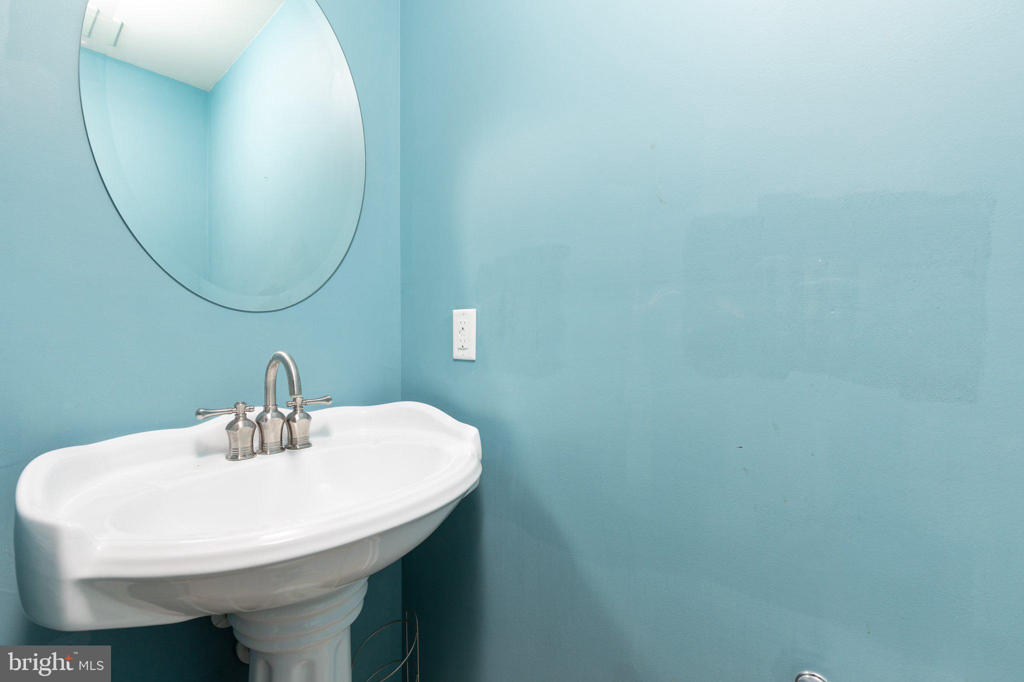 BROOKFIELD - Residential