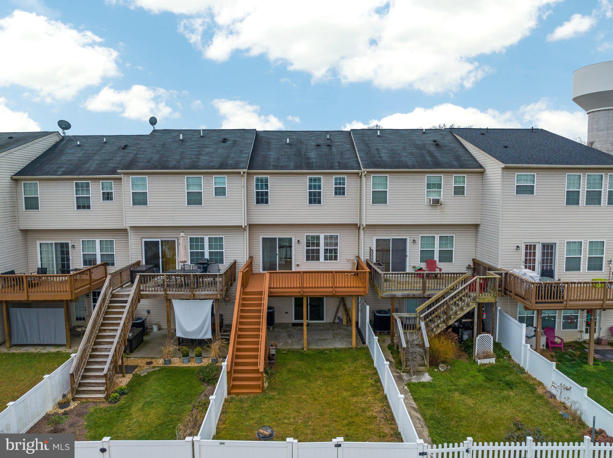 BROOKFIELD - Residential