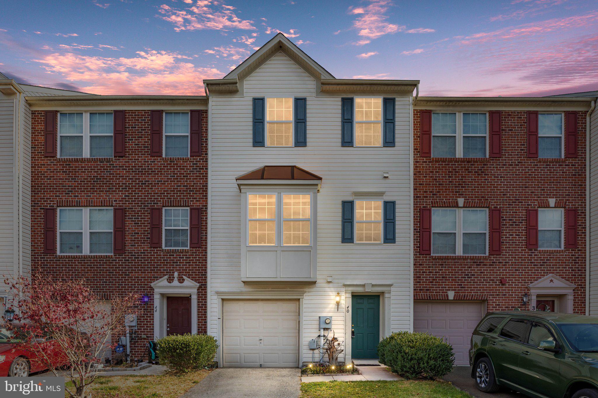 BROOKFIELD - Residential