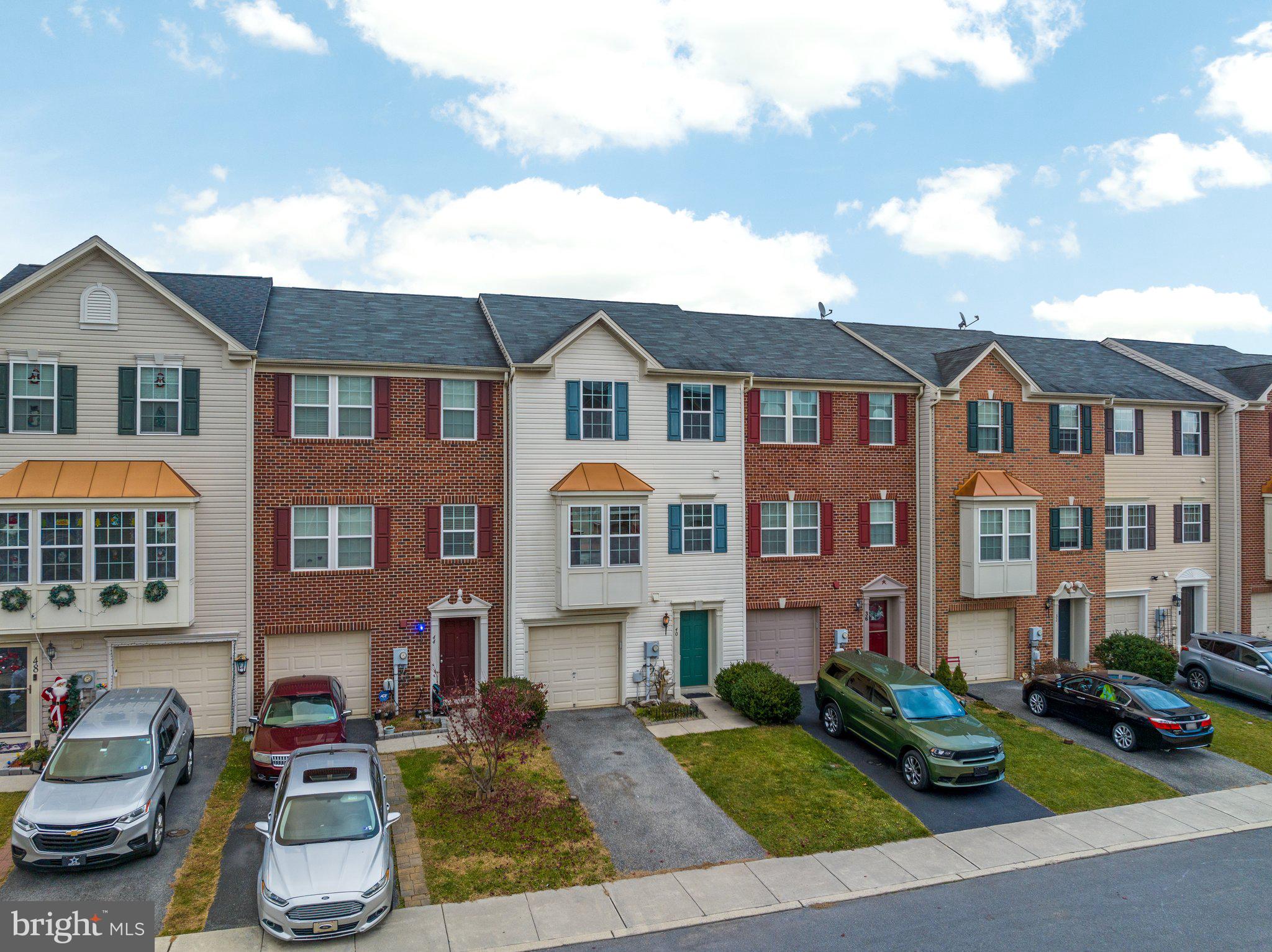 BROOKFIELD - Residential