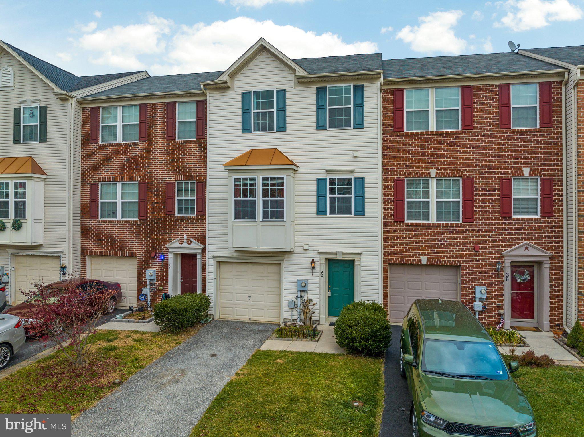 BROOKFIELD - Residential