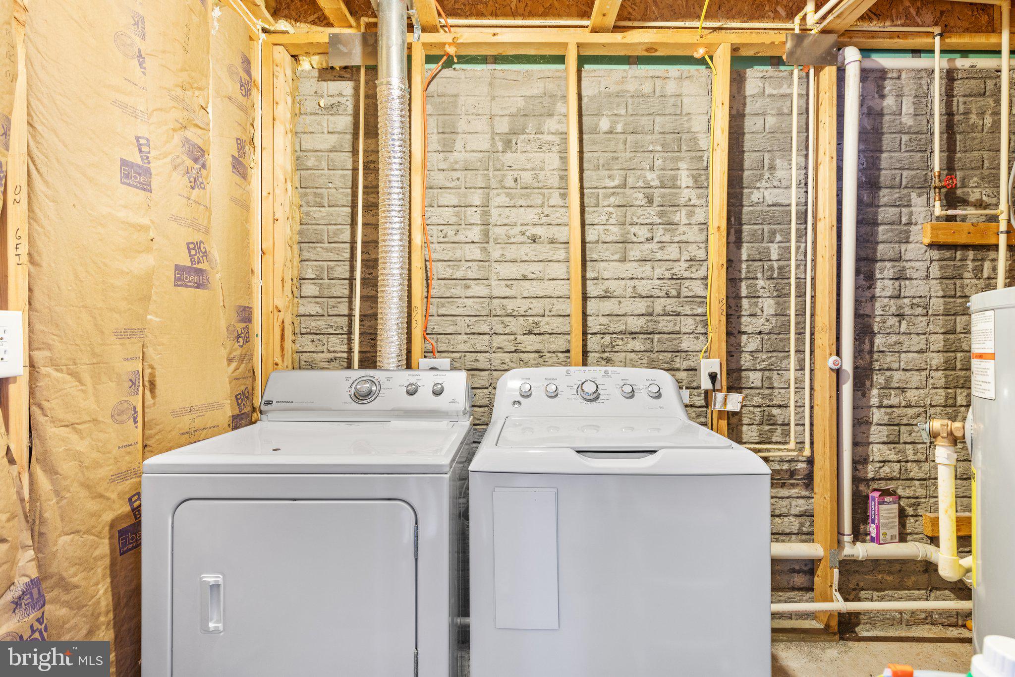 BROOKFIELD - Residential