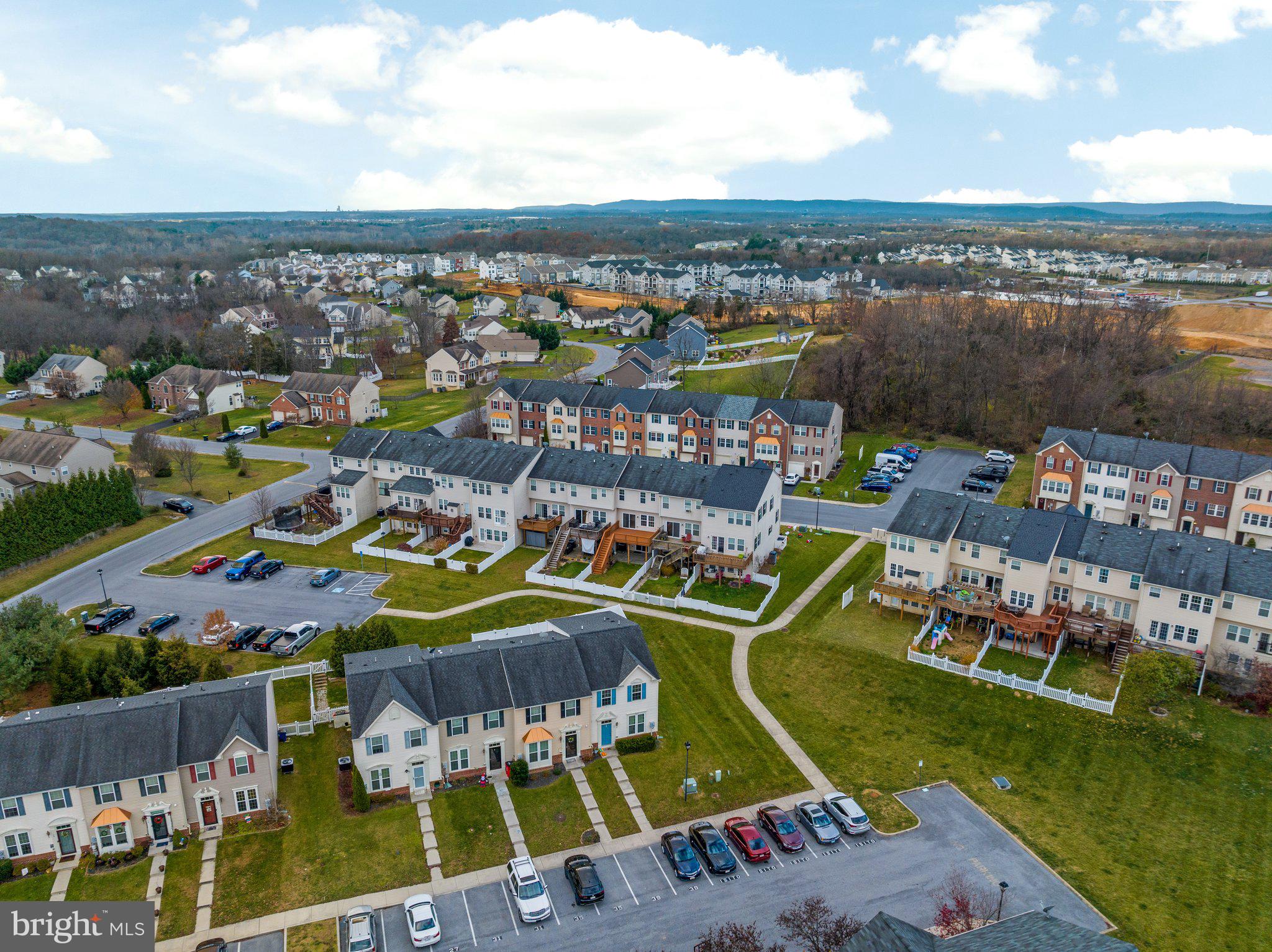 BROOKFIELD - Residential