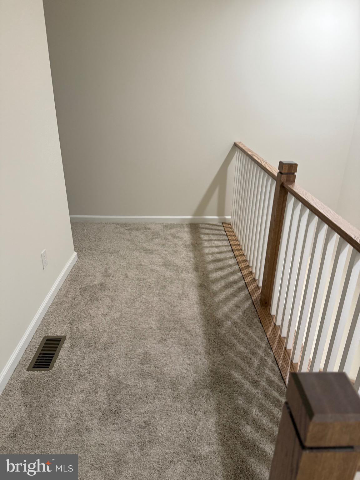 SPRING LAKE - Residential Lease