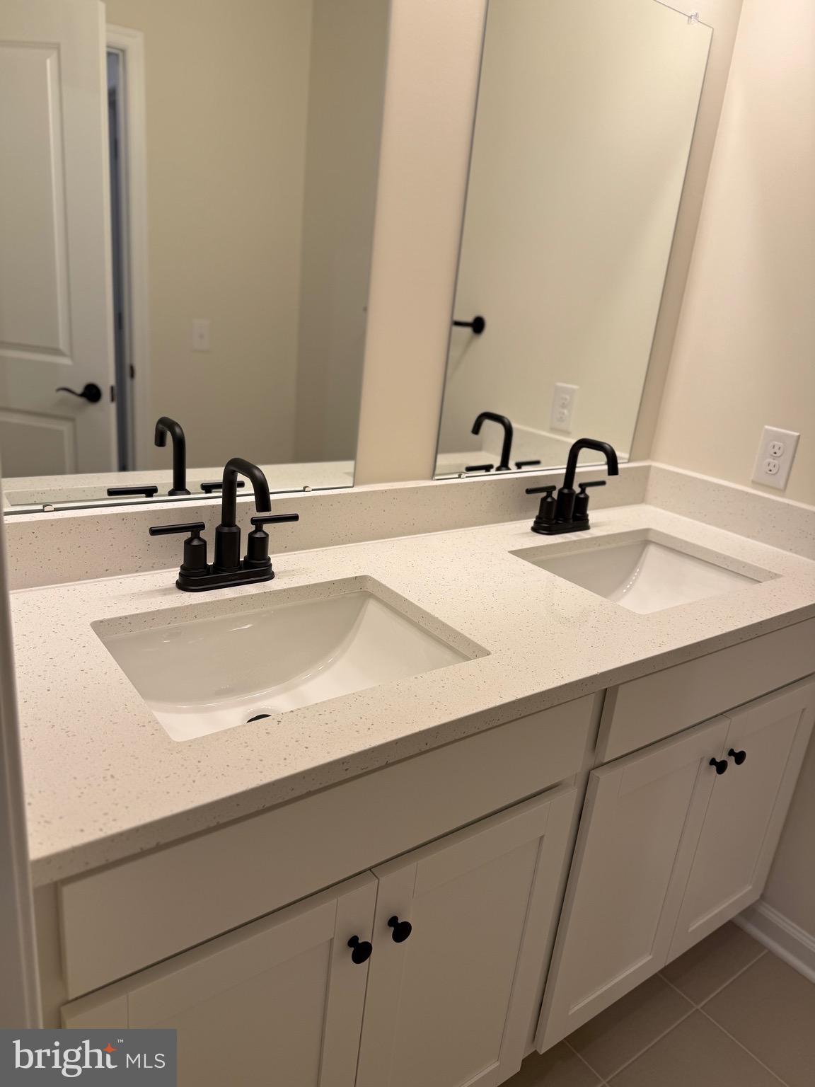 SPRING LAKE - Residential Lease