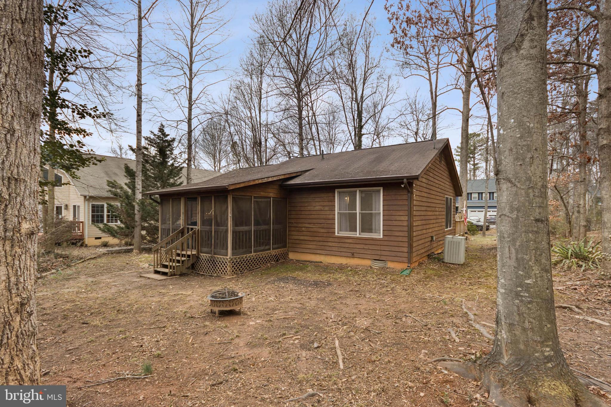 LAKE OF THE WOODS - Residential