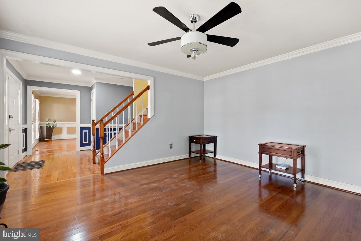 TALL OAKS CROSSING - Residential