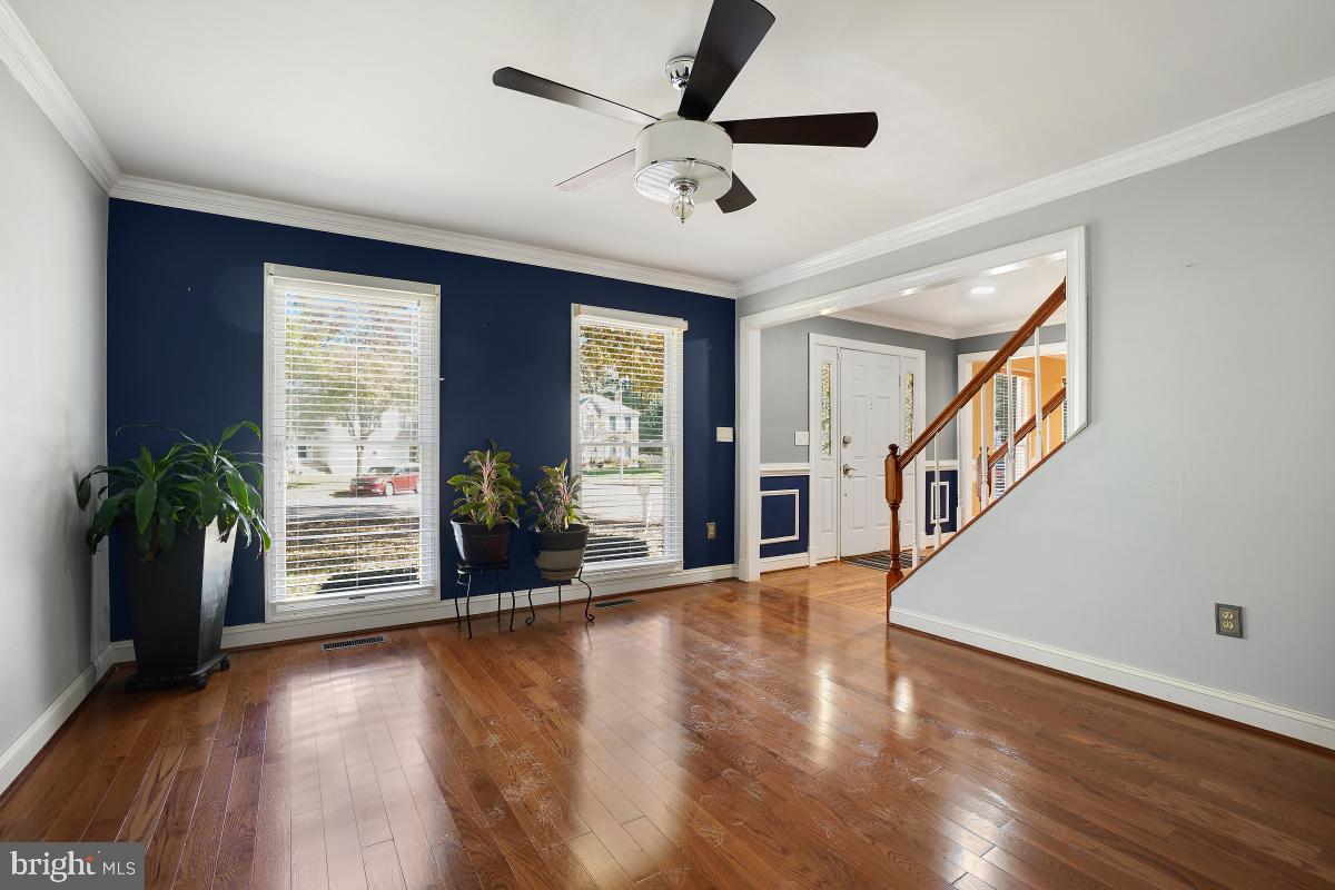 TALL OAKS CROSSING - Residential