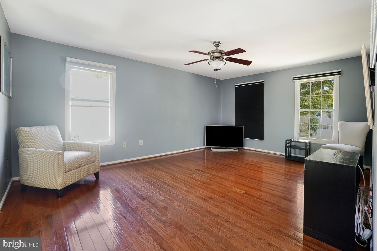 TALL OAKS CROSSING - Residential