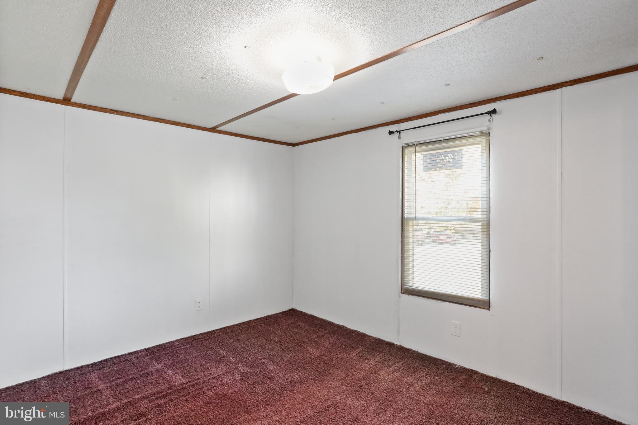 LAKESIDE PARK - Residential