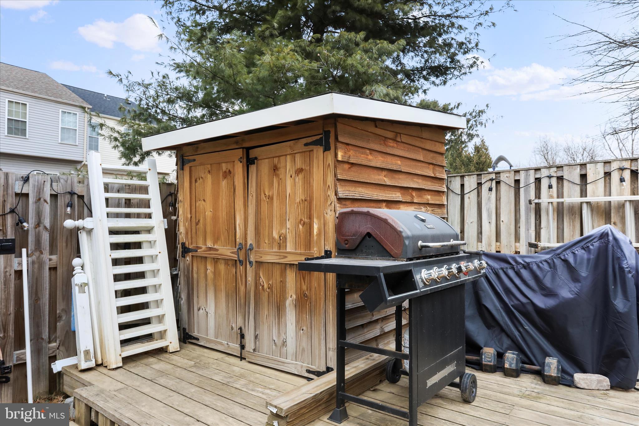 WILLOW BROOK - Residential