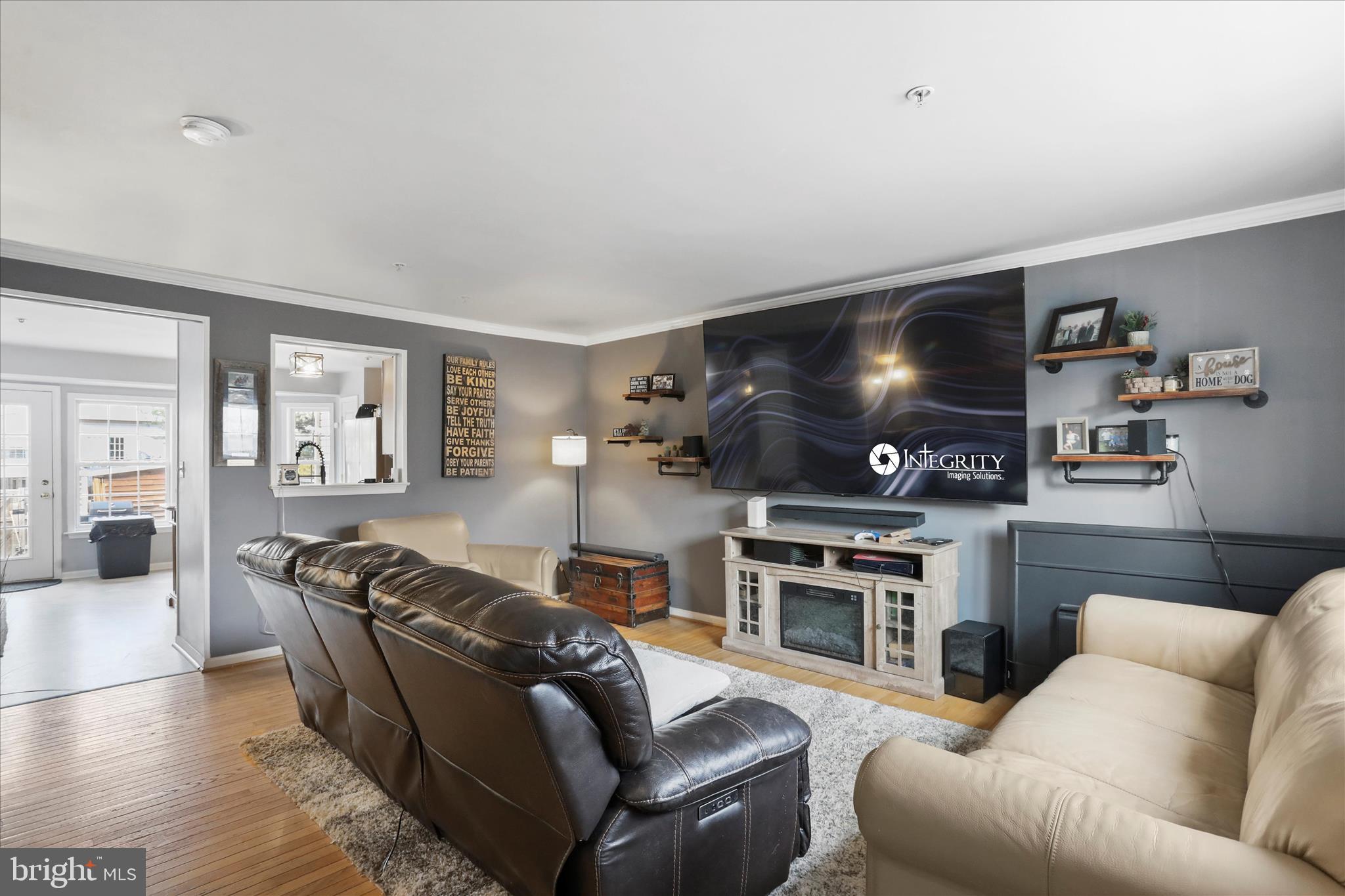 2015 ROSECRANS COURT