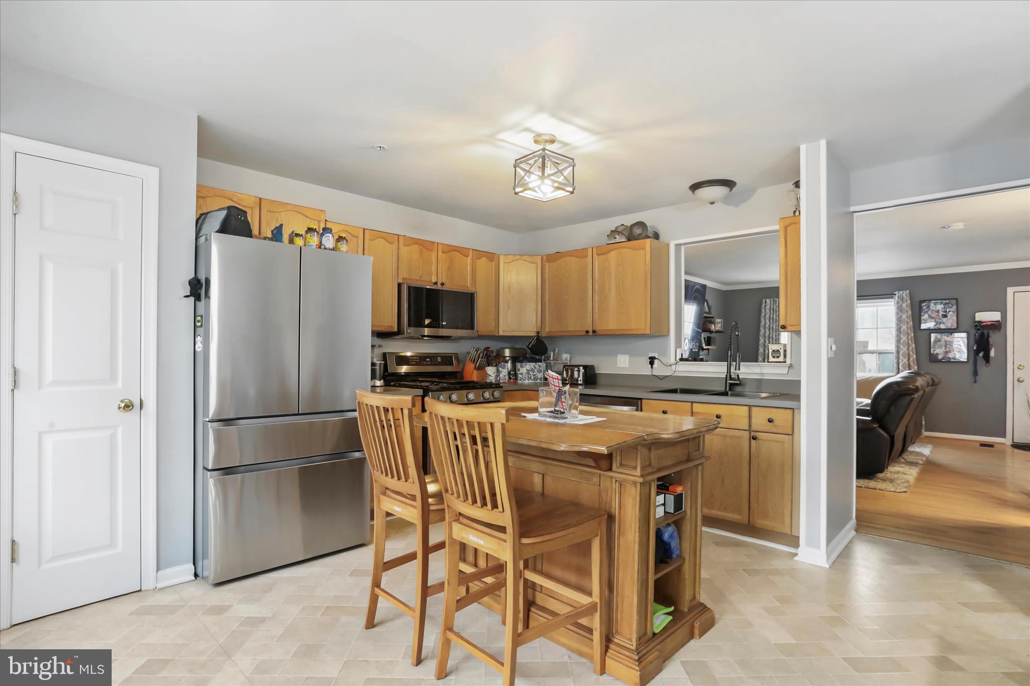 2015 ROSECRANS COURT