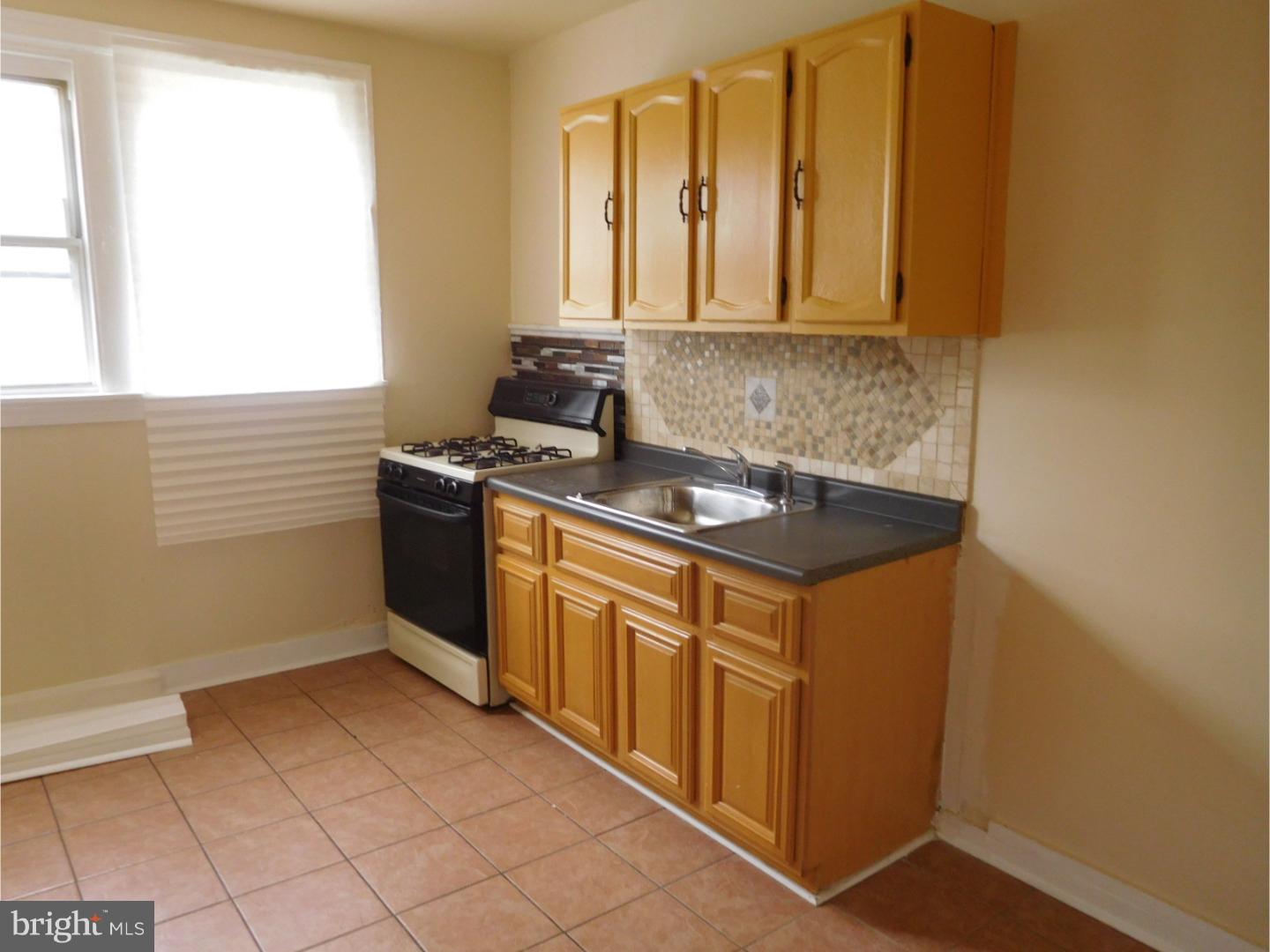 KENSINGTON - Residential