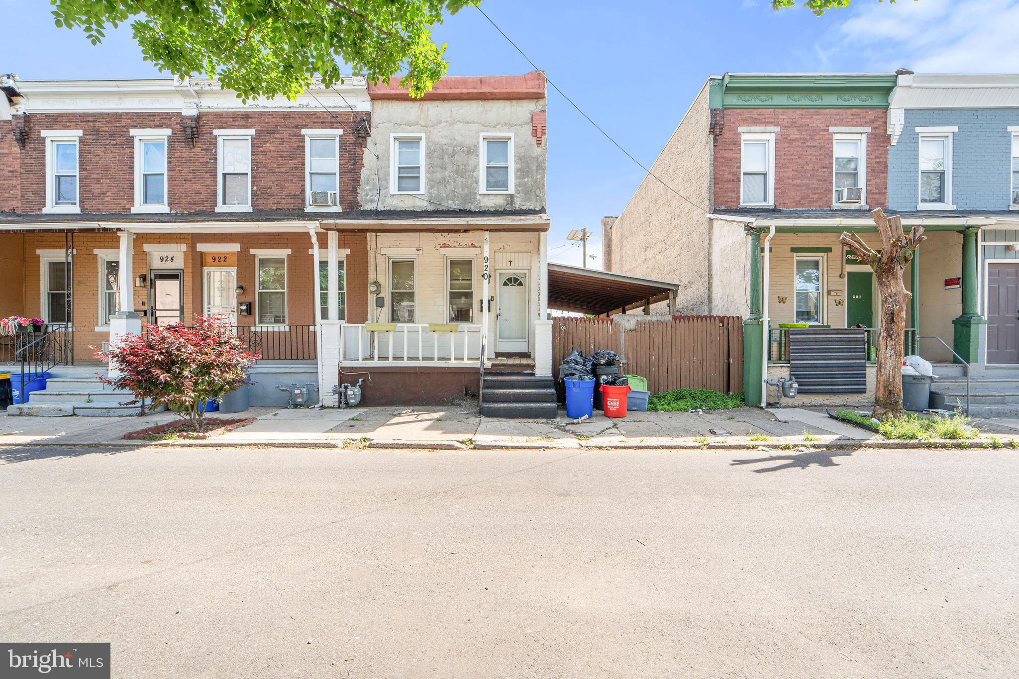 920 CEDAR STREET