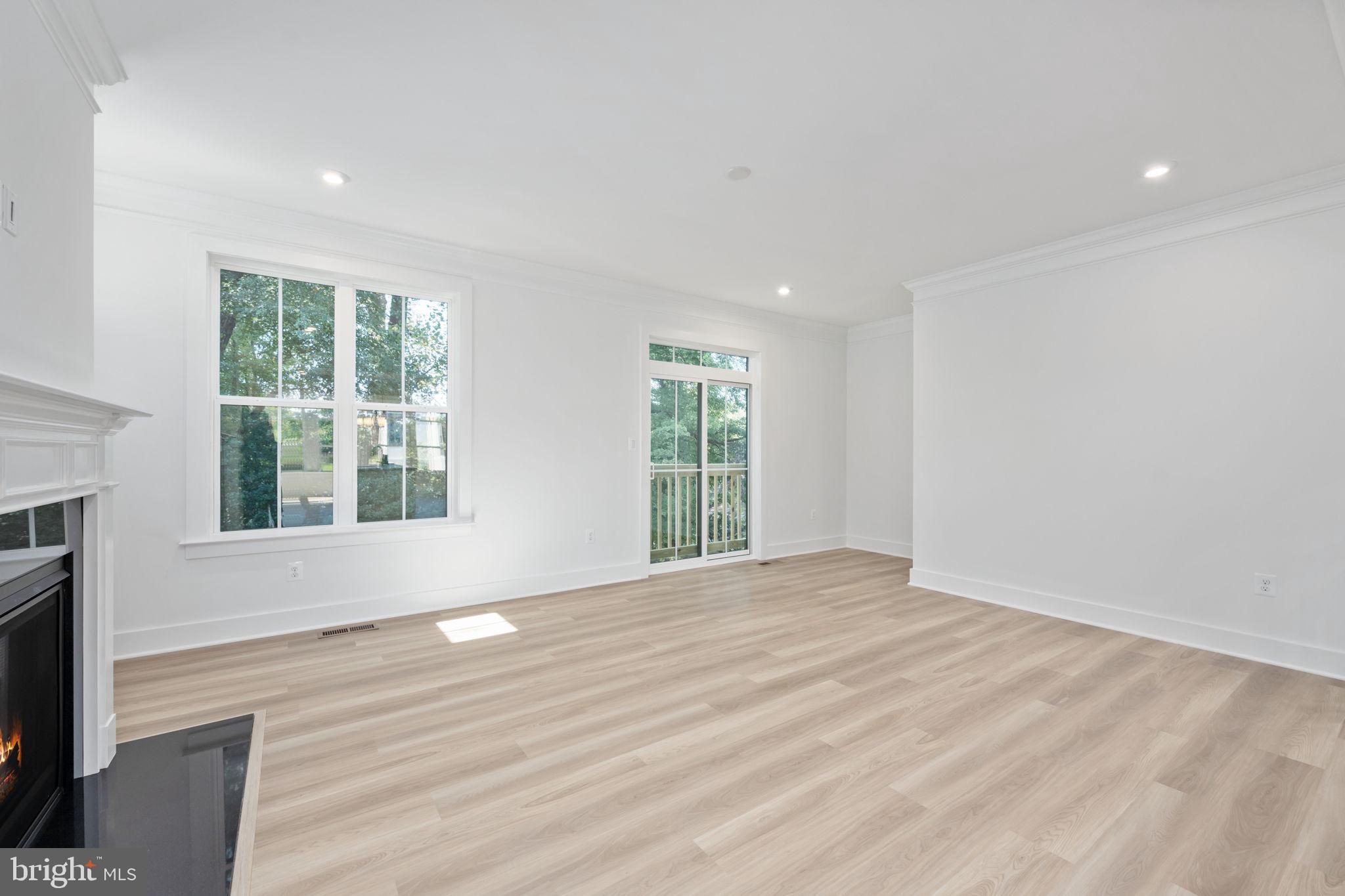 TOWNES AT LITTLE RIVER CROSSING - Residential Lease