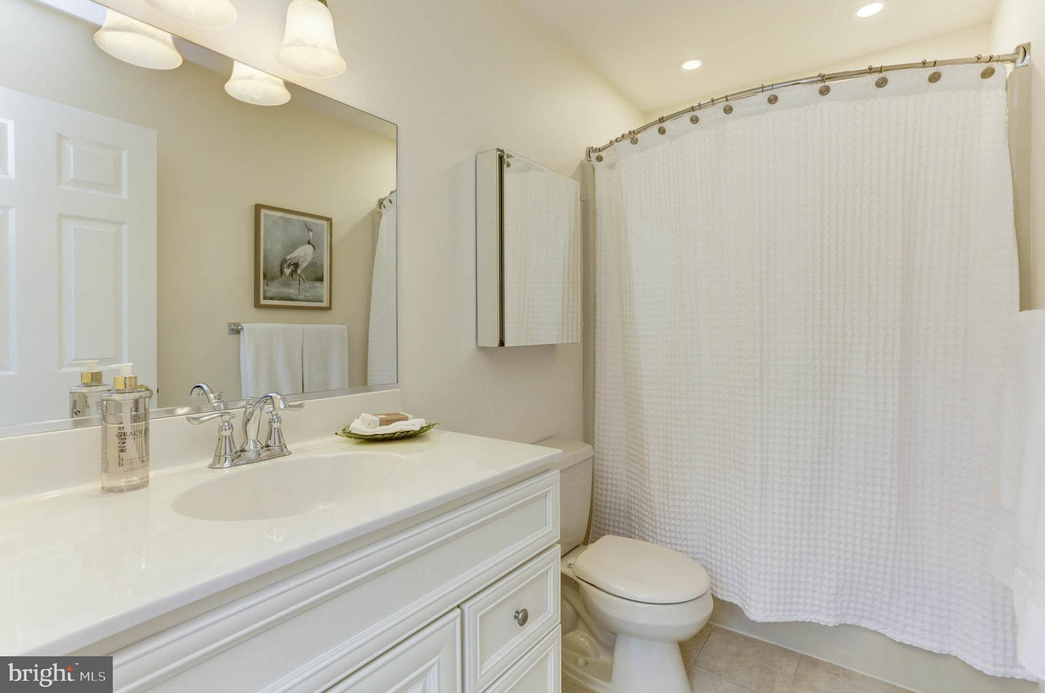 EASTPORT - Residential