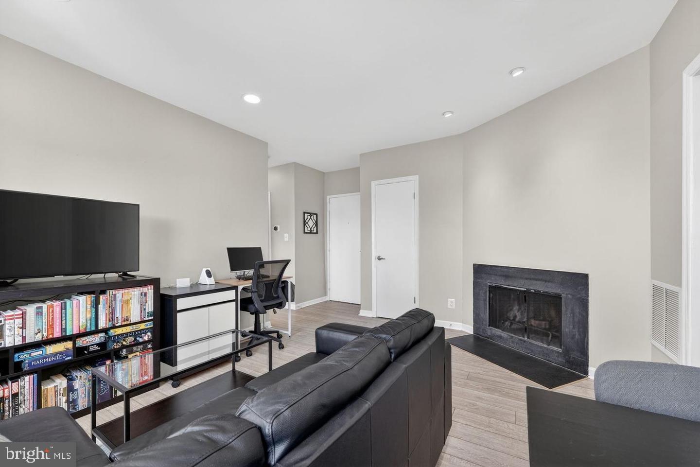 2001 16TH STREET NW 307
